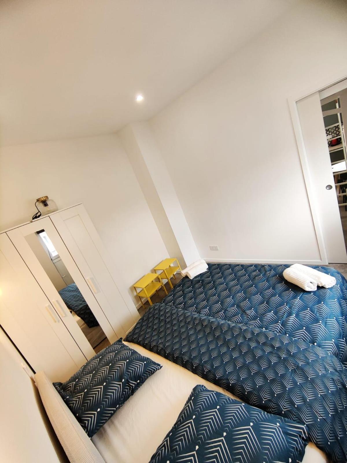 Loft Chic Avec Mezzanine Contemporaine Leilighet Vénissieux Eksteriør bilde