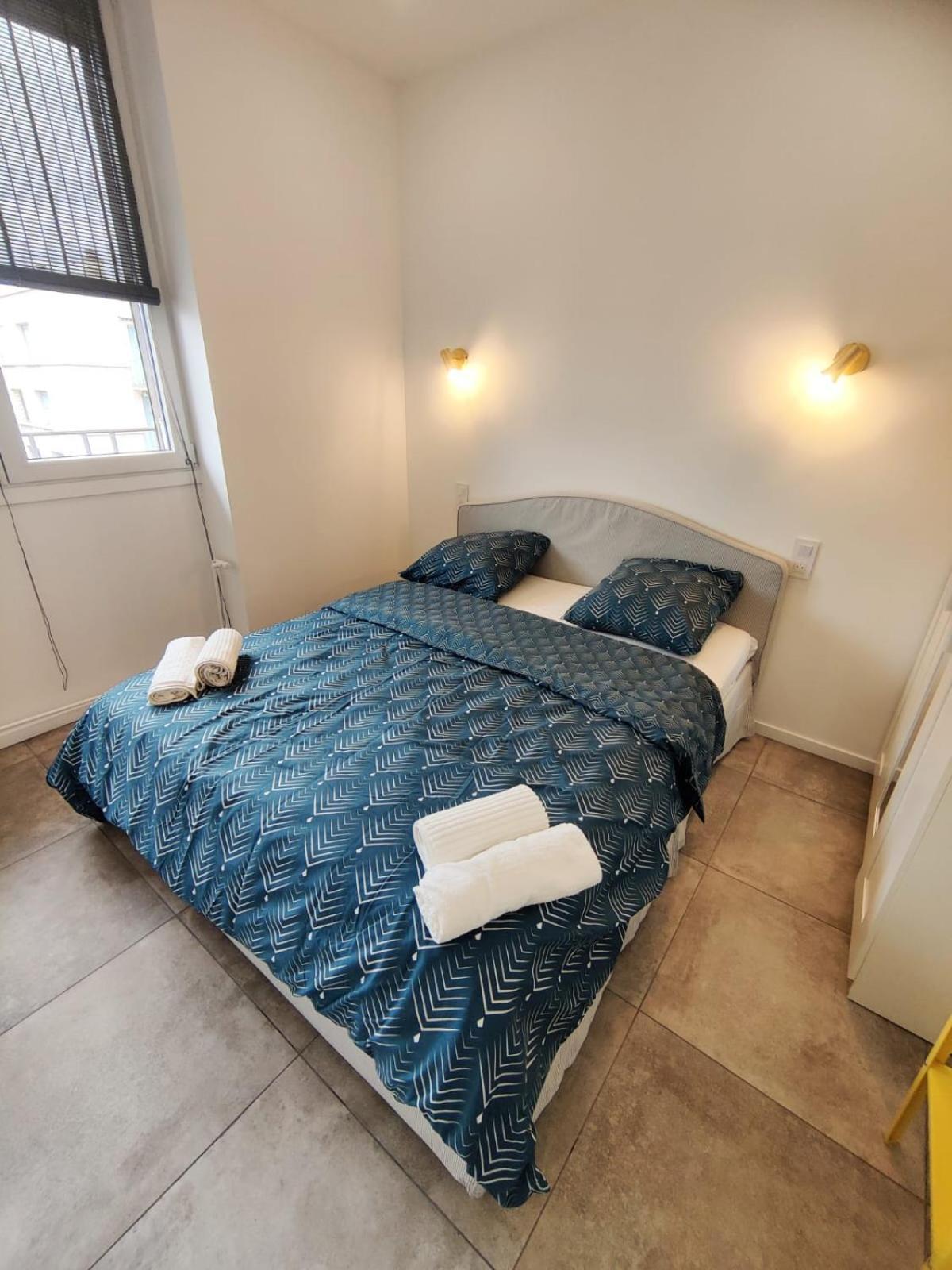 Loft Chic Avec Mezzanine Contemporaine Leilighet Vénissieux Eksteriør bilde